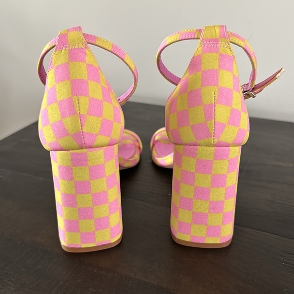 GIANNI Bini New Pink Barbie Y2K Heel Sandals Square Toe 6 NWT - Picture 6 of 9